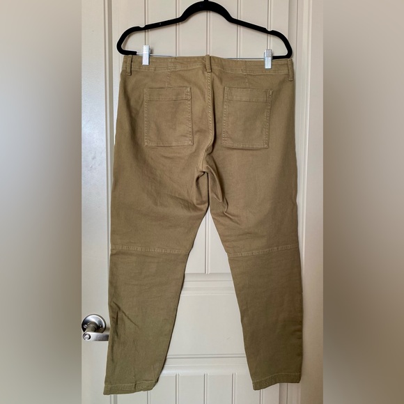 Banana Republic Olive Green Skinny Ankle Cargo Pant - Picture 5 of 7